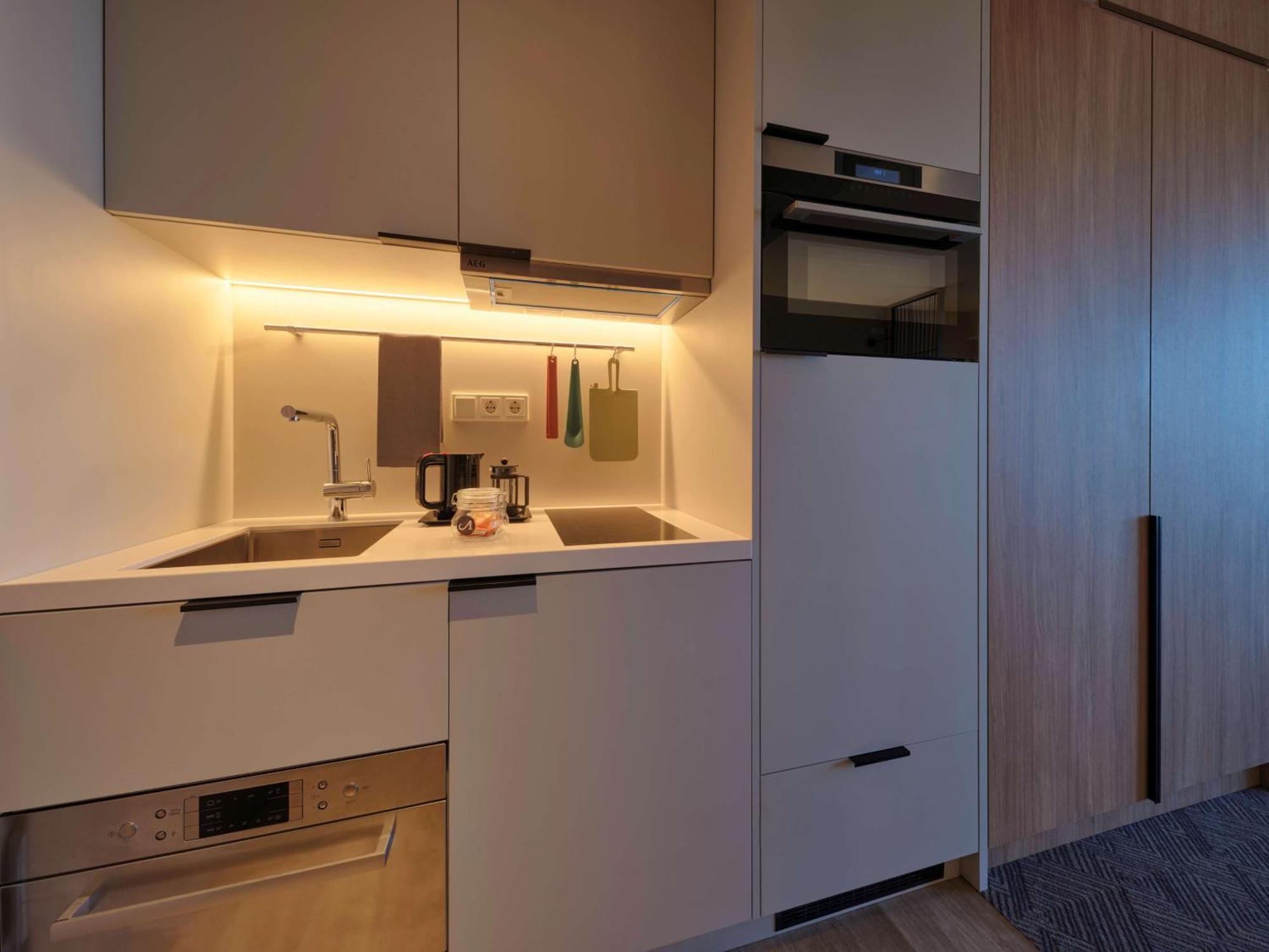One Bedroom Apartment