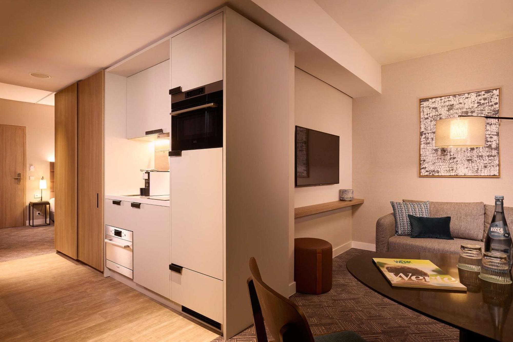 One Bedroom Apartment