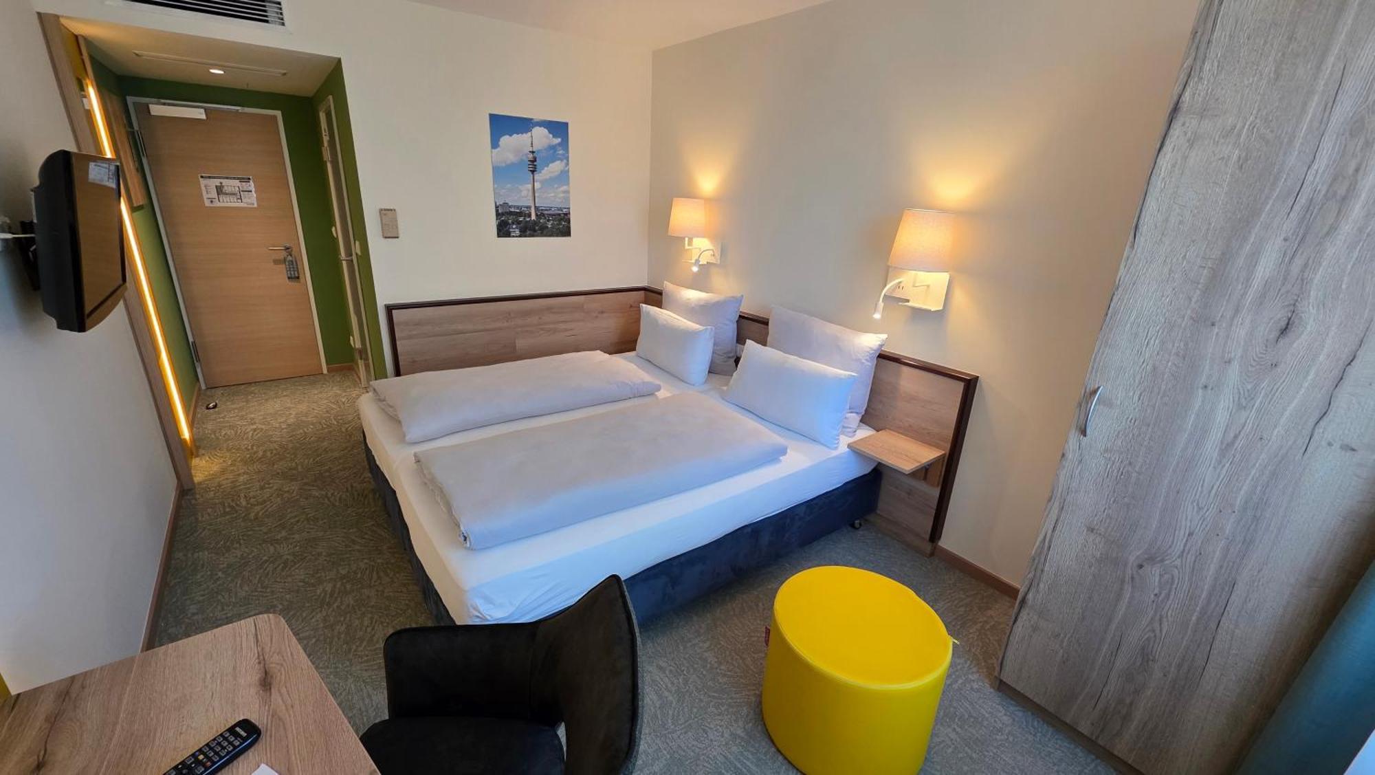 Large Double Room