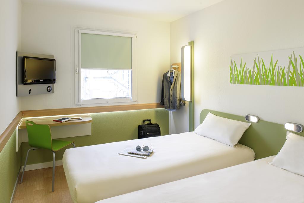 Zweibettzimmer