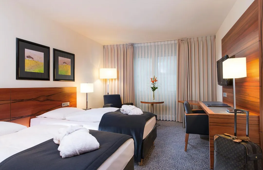 Maritim Hotel Muenchen-1
