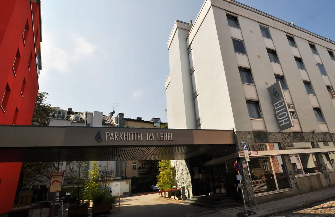 Parkhotel Im Lehel By Blattl-1
