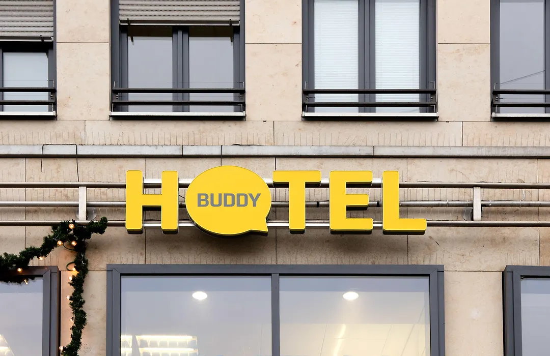 Buddy Hotel-1