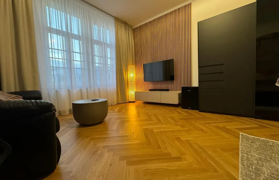 Isartor Rooms - Shared Bathroom-1
