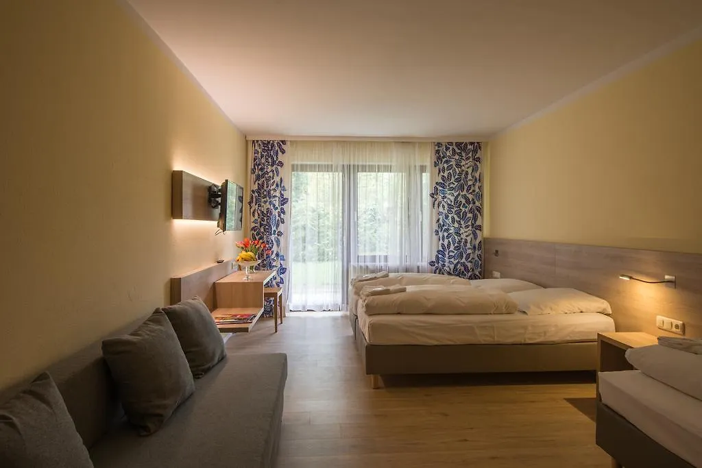 Ahorn Hotel-1