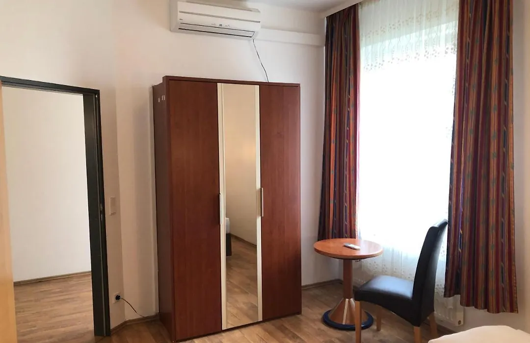 Hotel Verdi-1