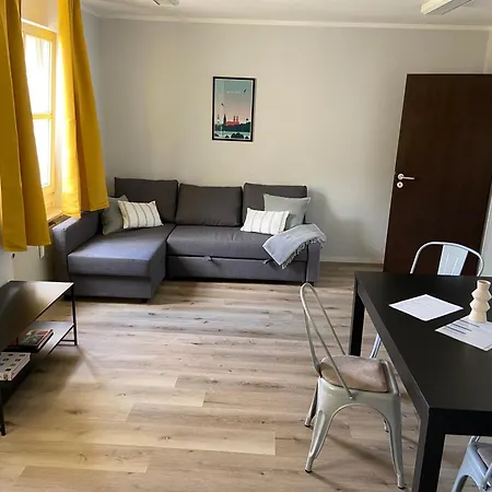 Wohnung mit Garagenparkplatz an U-Bahnstation-3
