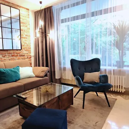HOMELY STAY Studio P1 - Elegant Self-Check-in Studio-Apartment in Munich - 15 min from Oktoberfest- with Kitchen&Washing Machine-3