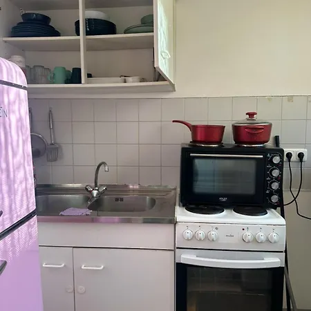 Feel Home Flat-3