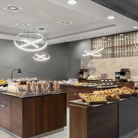 Courtyard By Marriott Munich City East-3