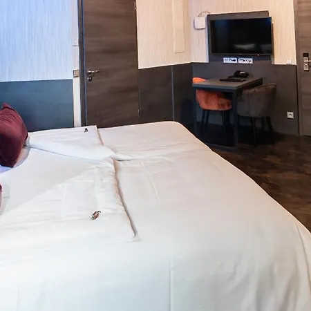 Premium By Gs Hotel-2