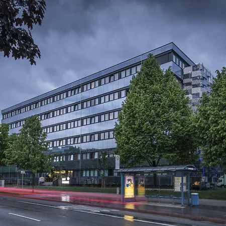 Numa Munich Viktoria-3