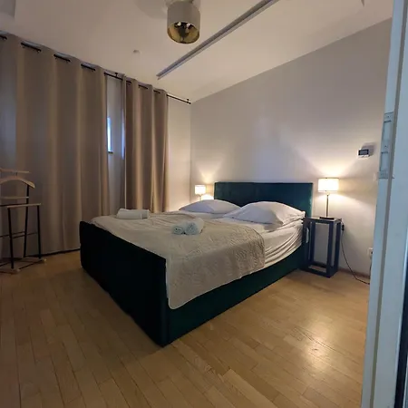 Munich Large Apartment 155 Qm With 4 Bedrooms Top Located 1 To 12 Guests-3