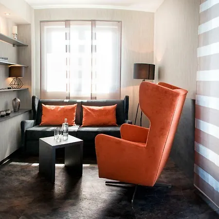 Hotel Lifestyle-2