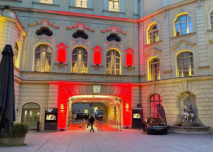 Hotel Deutsches Theater Landwehrstrasse