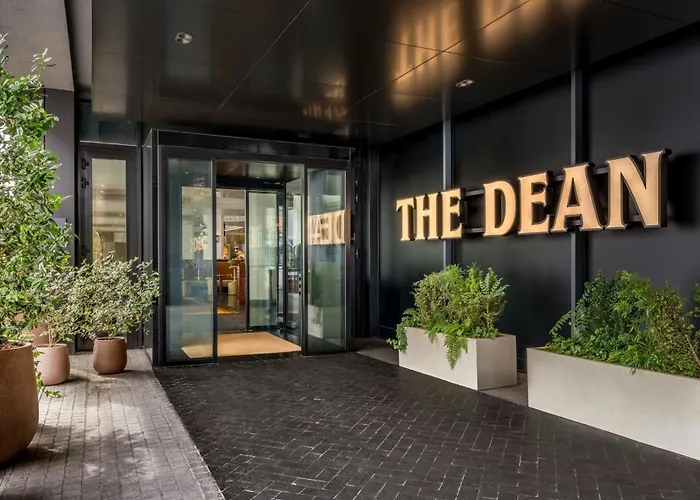The Dean Munich, Autograph Collection